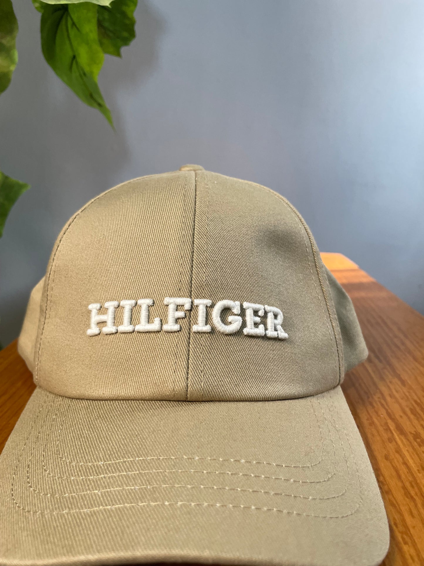 Tommy Hilfiger cap