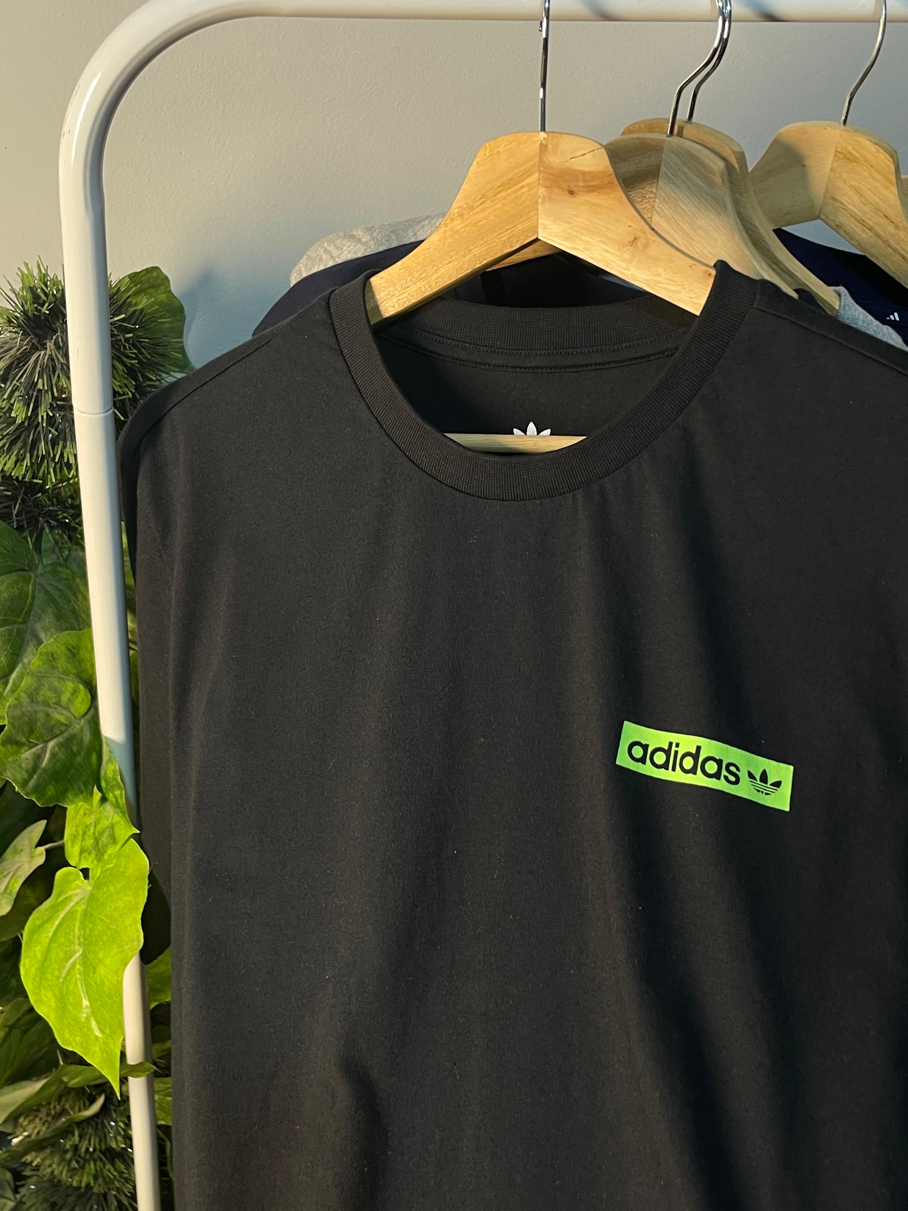 Adidas T-shirt