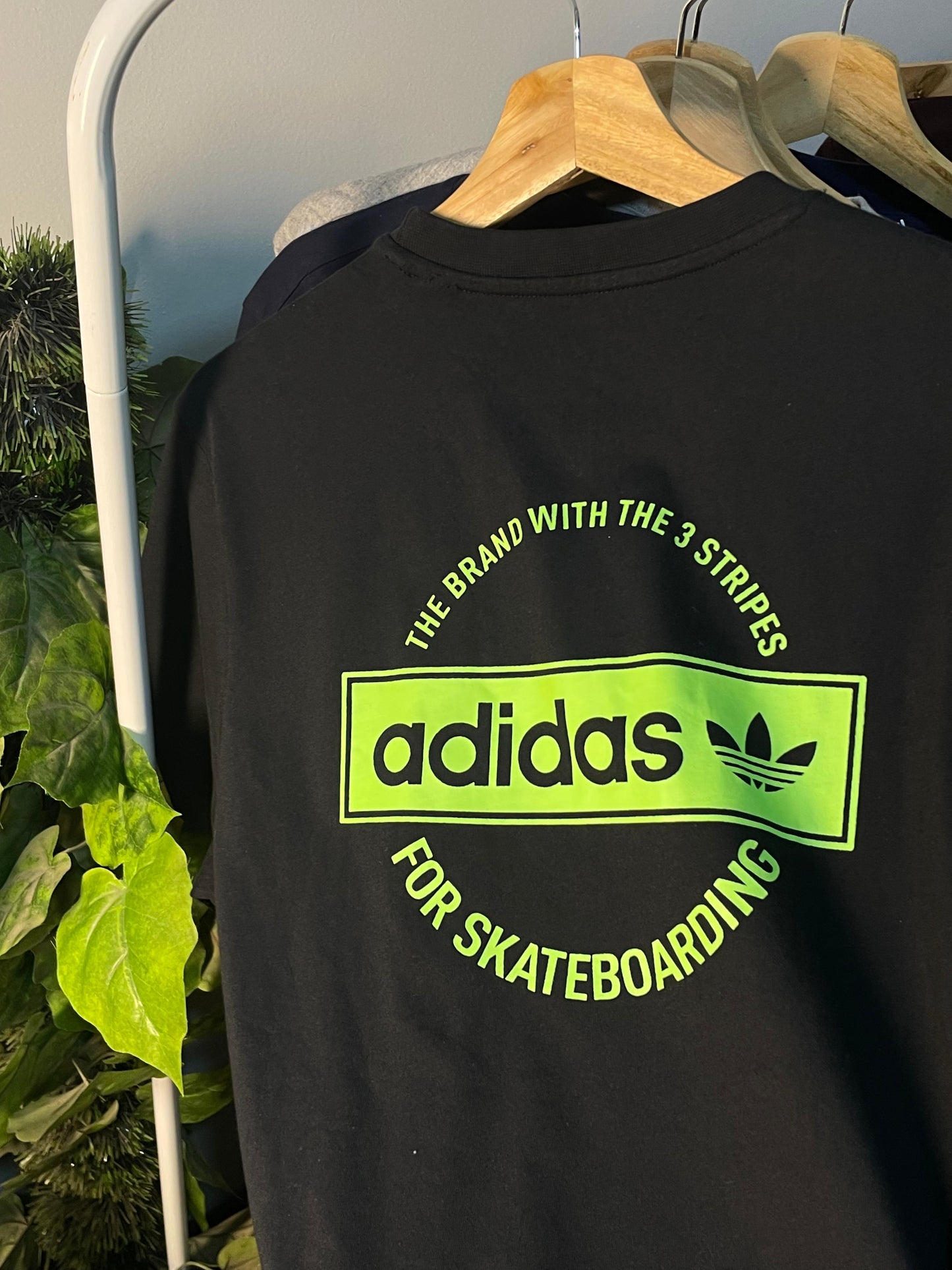 Adidas T-shirt