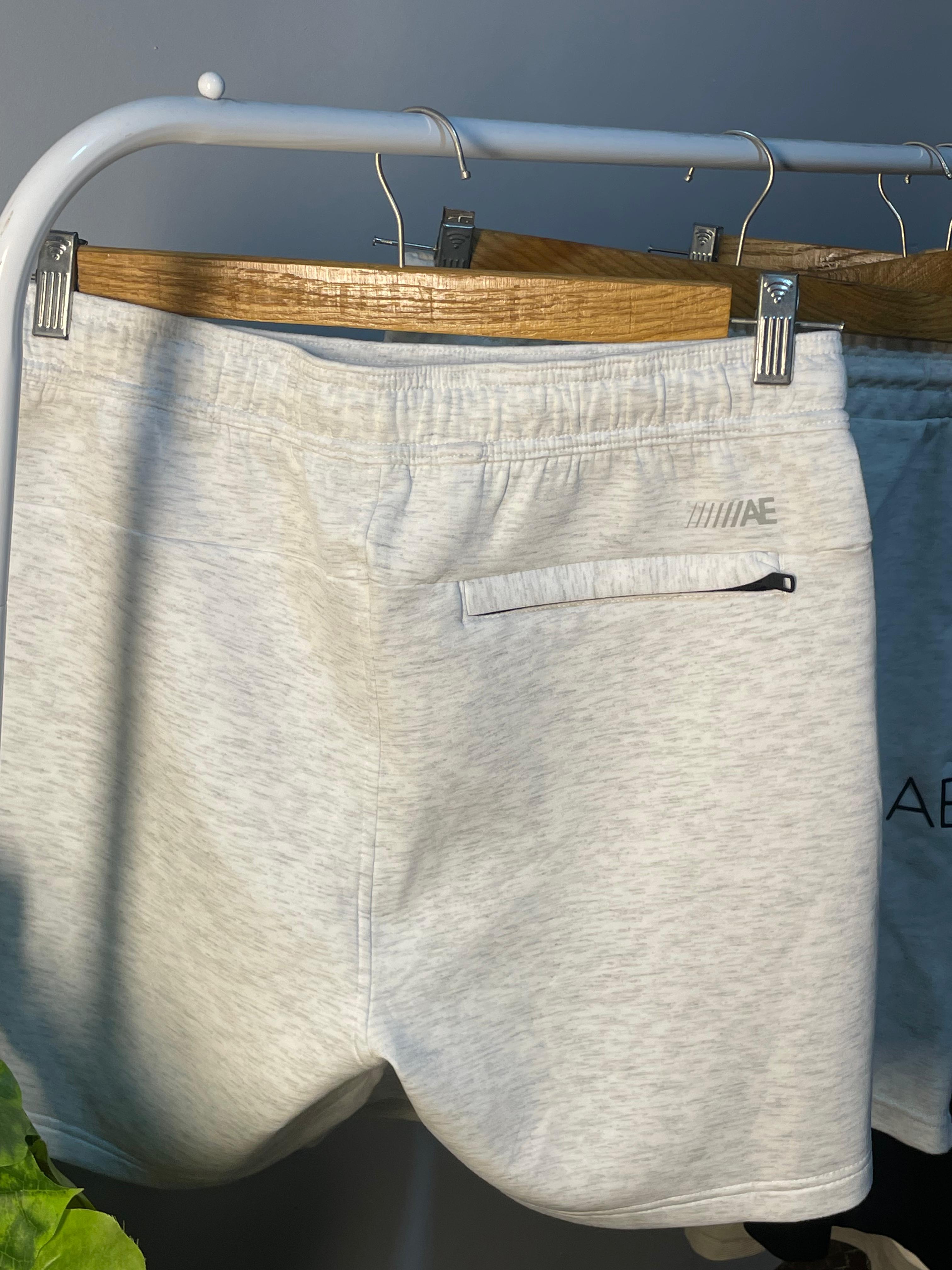 American Eagle Short