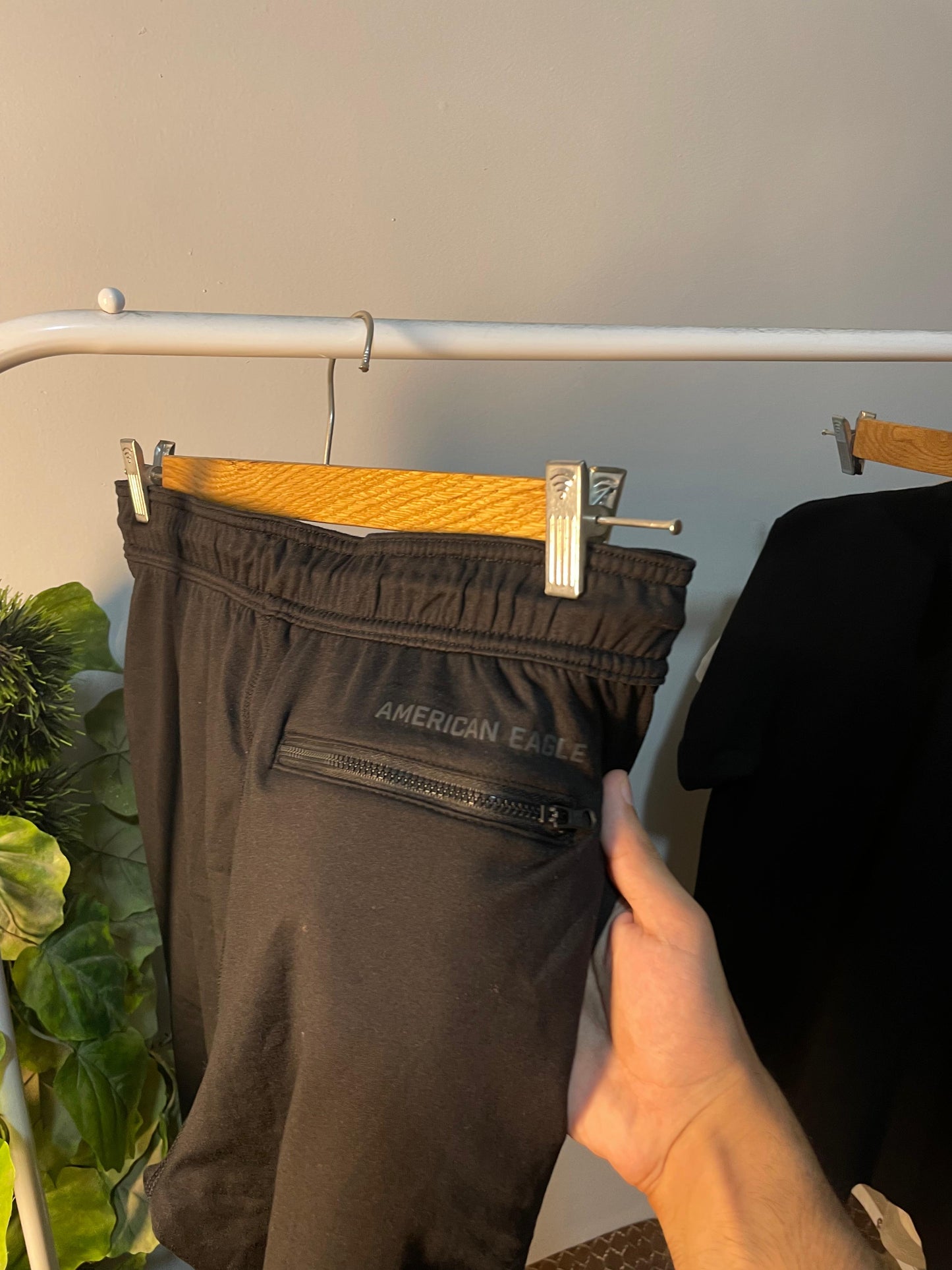 American Eagle Short