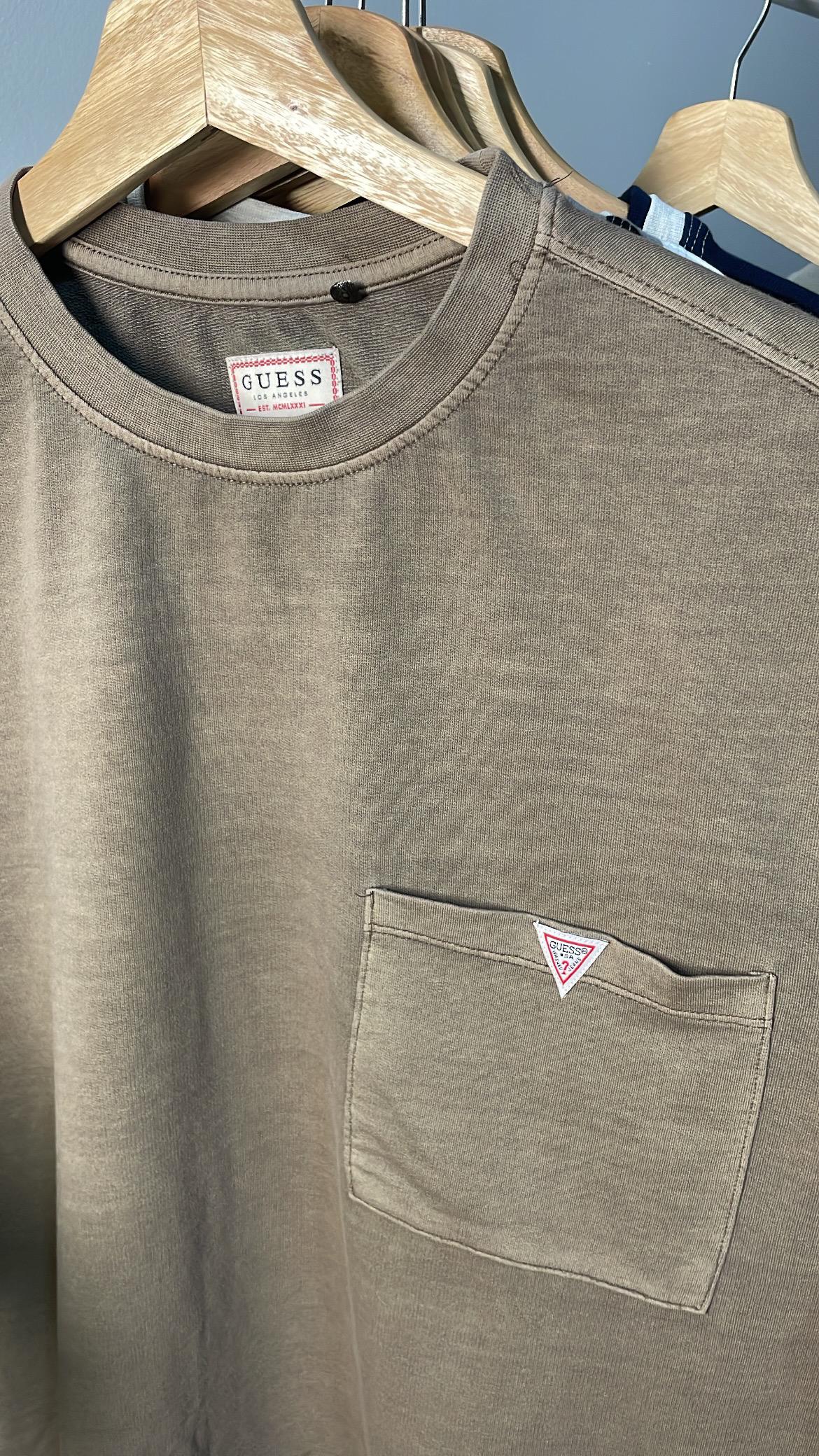 Guess t-shirt