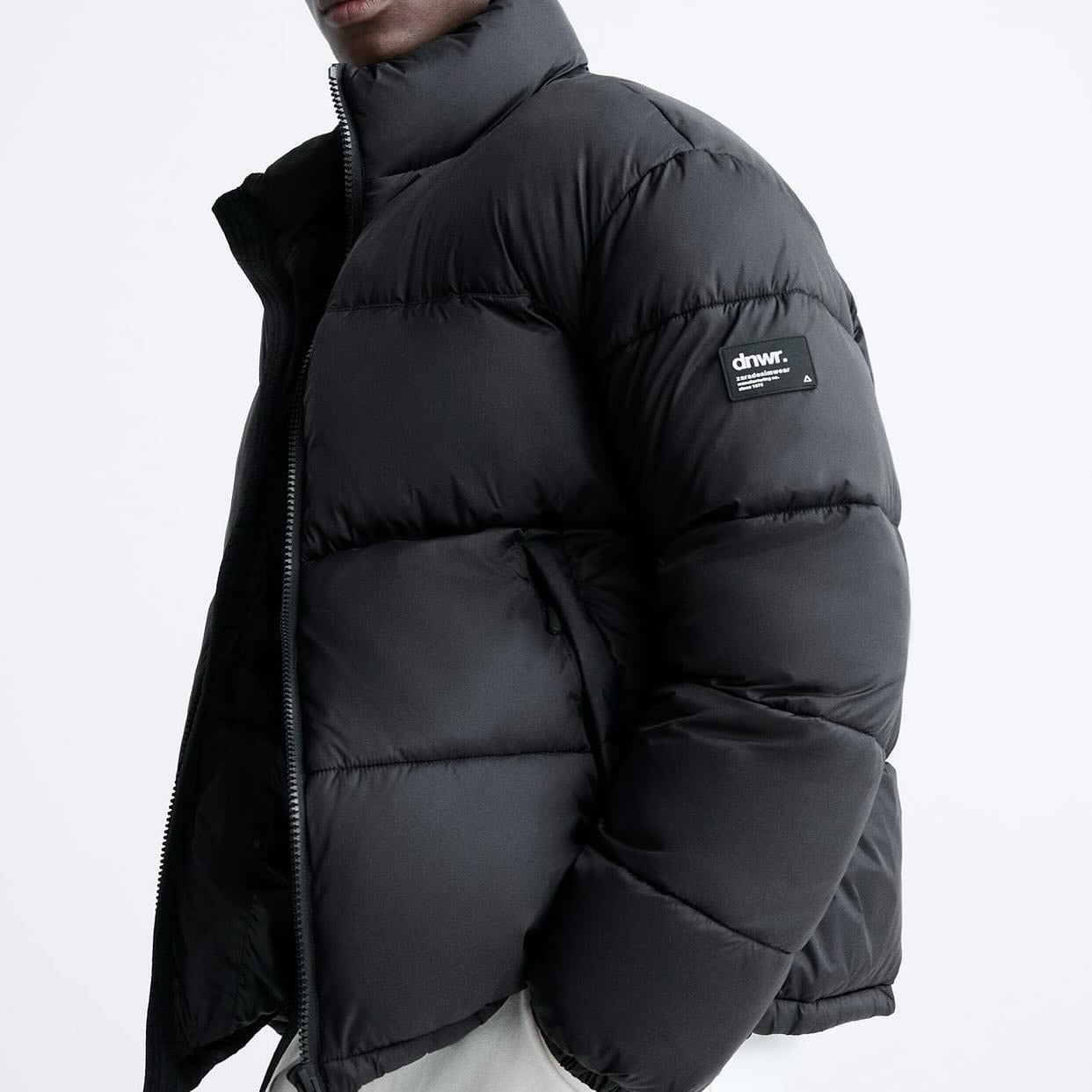 Zara  Dnwr puffer jacket black