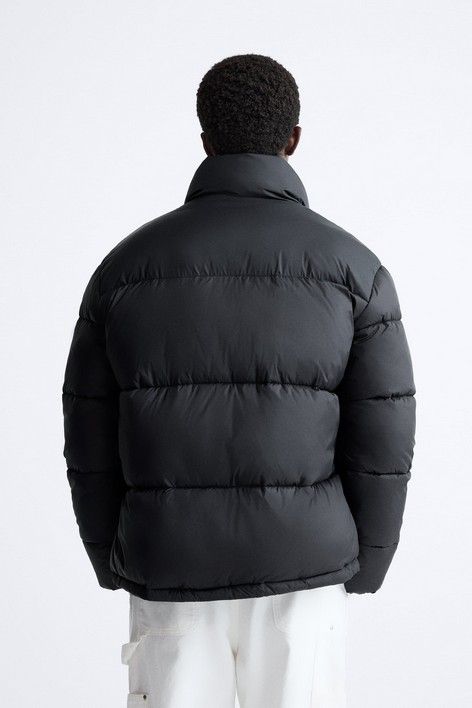 Zara  Dnwr puffer jacket black
