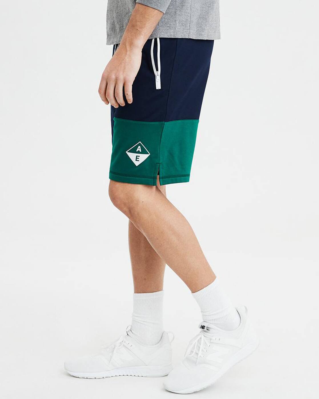 American Eagle short