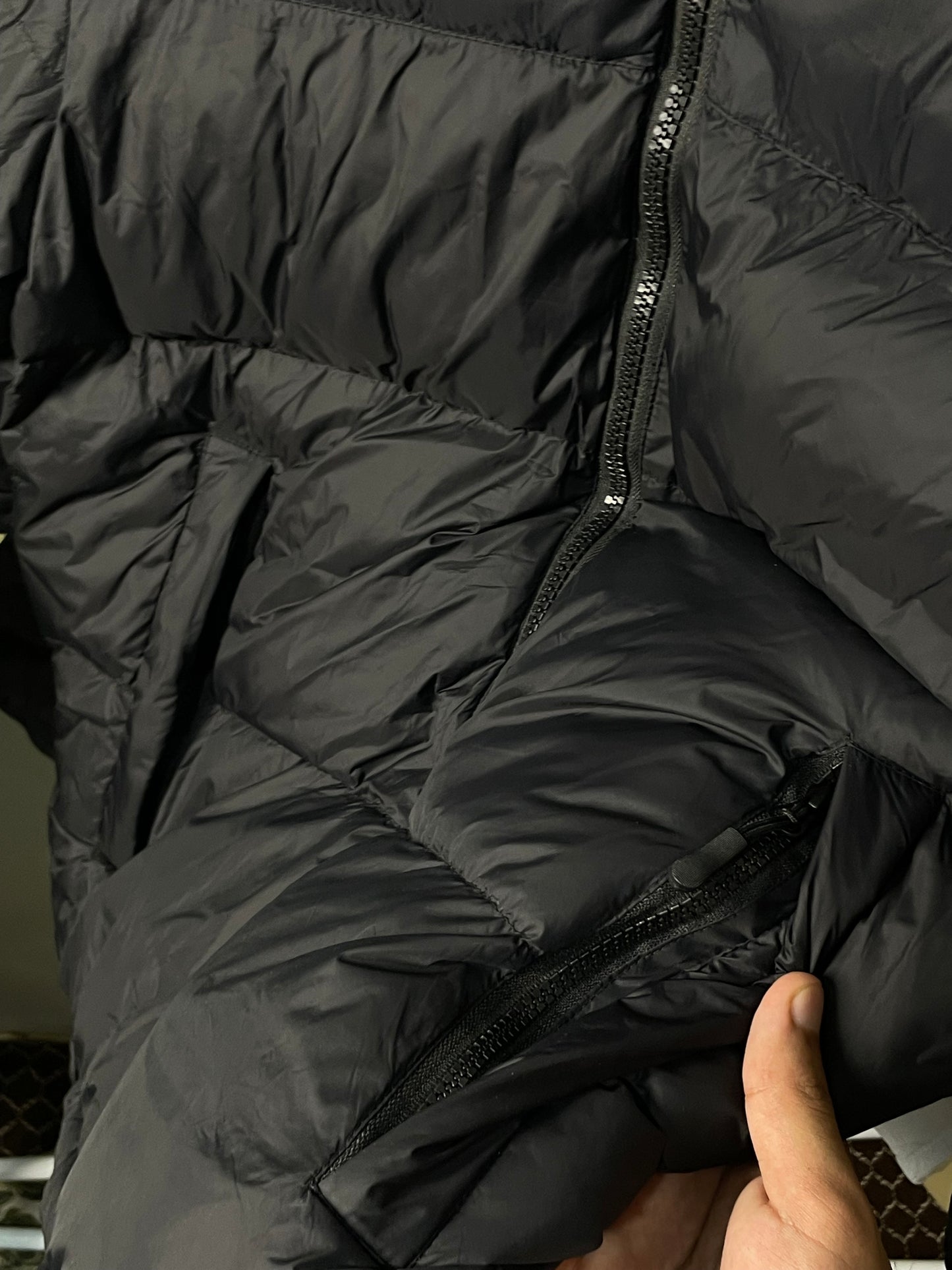 Zara  Dnwr puffer jacket black