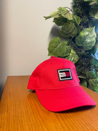 Tommy Hilfiger cap red