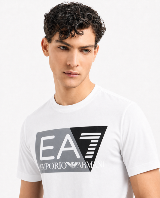 EA7  Emporio Armani T-Shirt