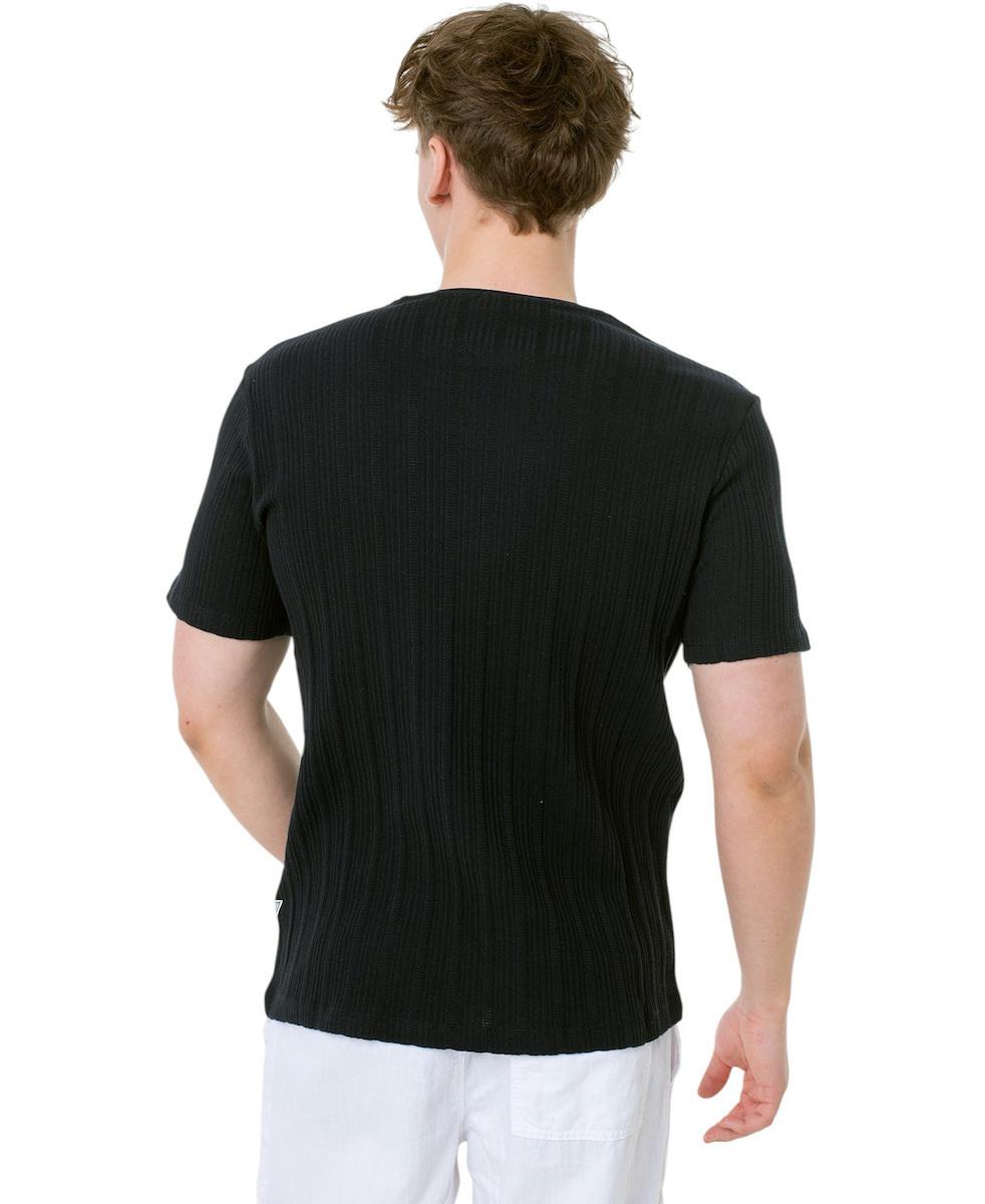 Guess t-shirt