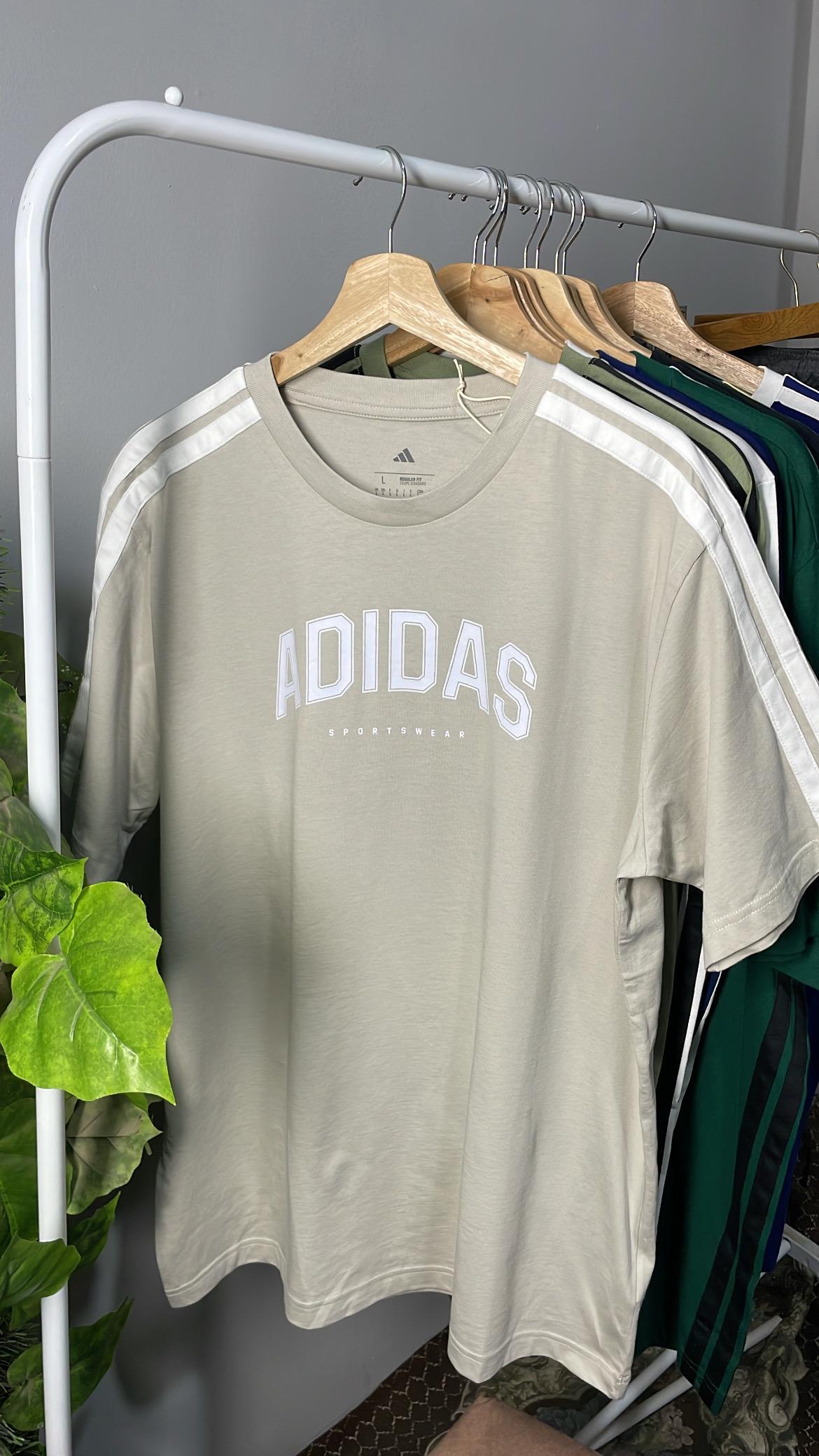 Adidas College T-shirt