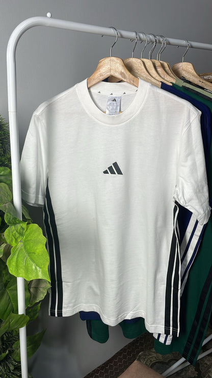 Adidas ESSENTIALS 3-STRIPES SINGLE JERSEY