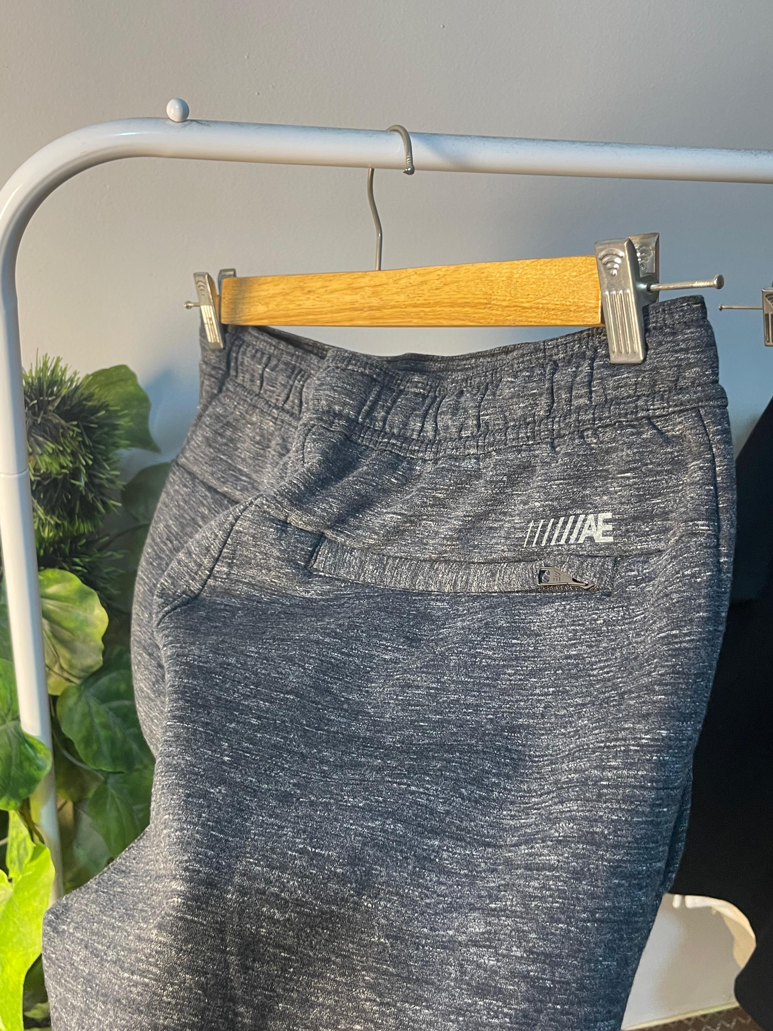 American Eagle Short