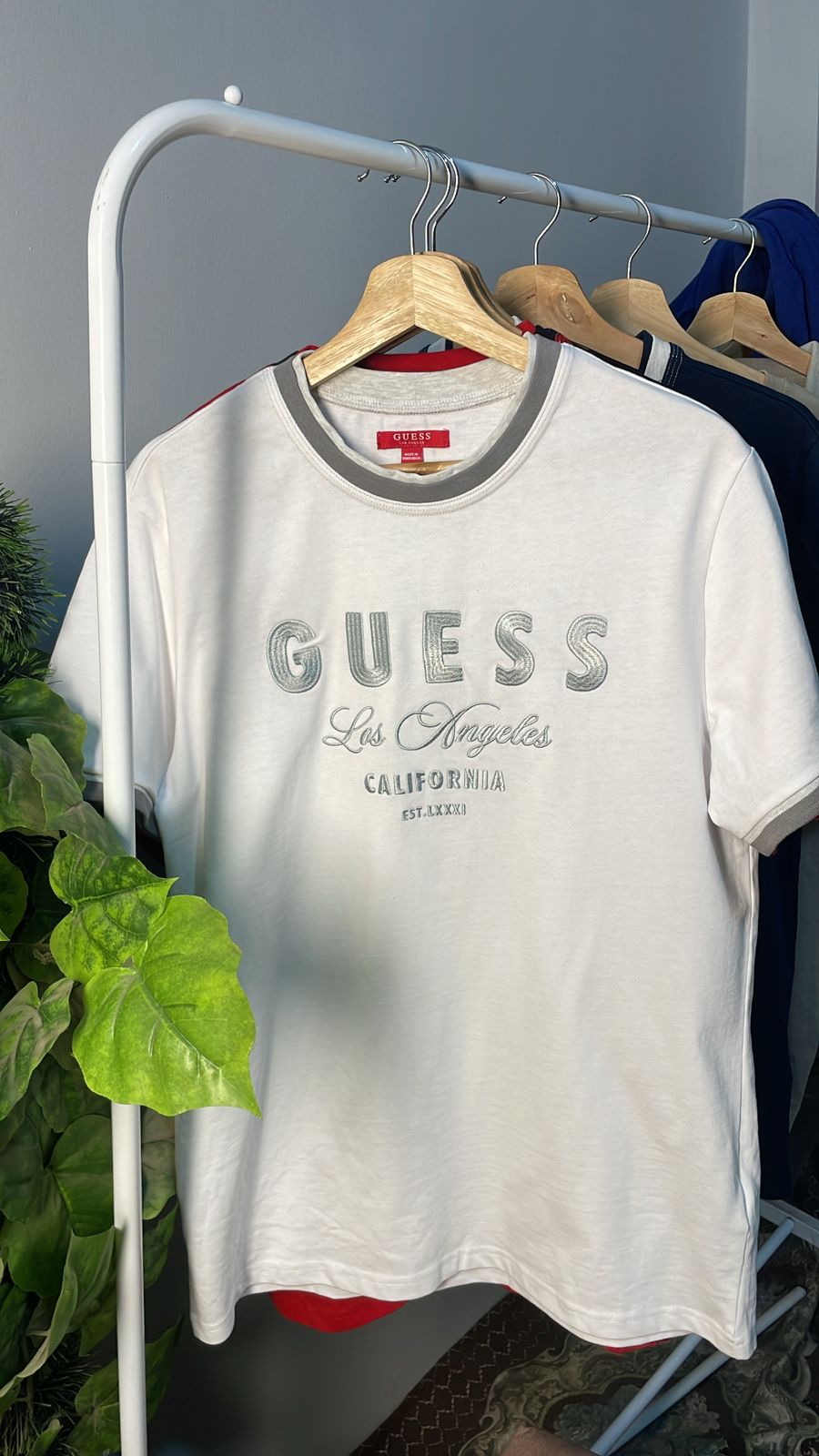 Guess Los Angeles t-shirt