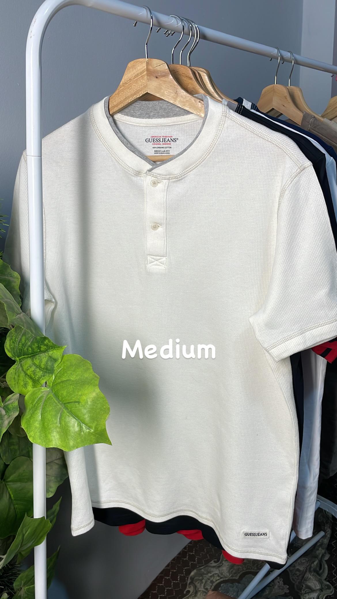 Guess t-shirt