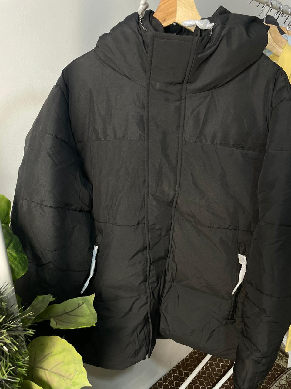 Zara dnwr puffer jacket