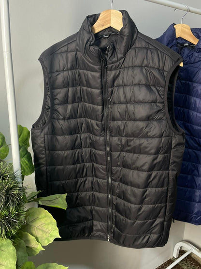 zara light puffer gilet black