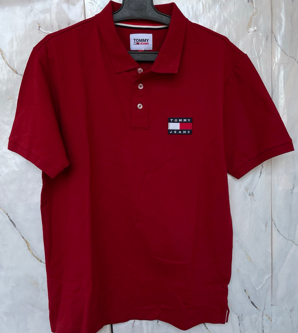 Tommy Jeans Polo T-shirt in Dark Red Basic